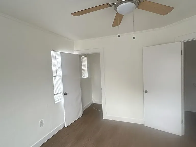 1046 W Martin Luther King Jr Blvd — Photo 18