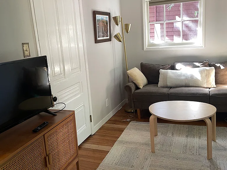 Bigelow Ave — Photo 4