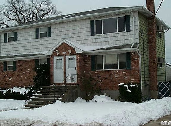2nd image of 1986 Oakwood Ave