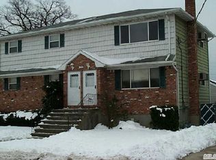 1986 Oakwood Ave APT 2, Merrick, NY 11566