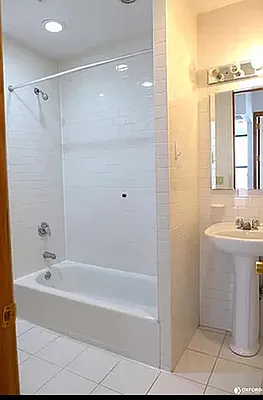 Rented by Oxford Property Group | media 13