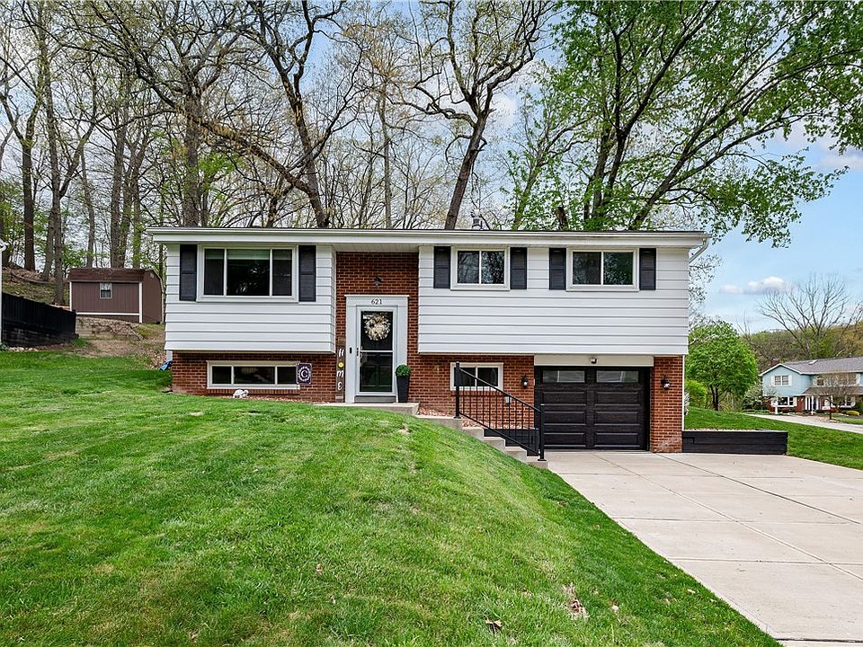 1st image of 621 Moonstone Dr