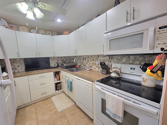 4th image of 8280 SW 24th Street #7204