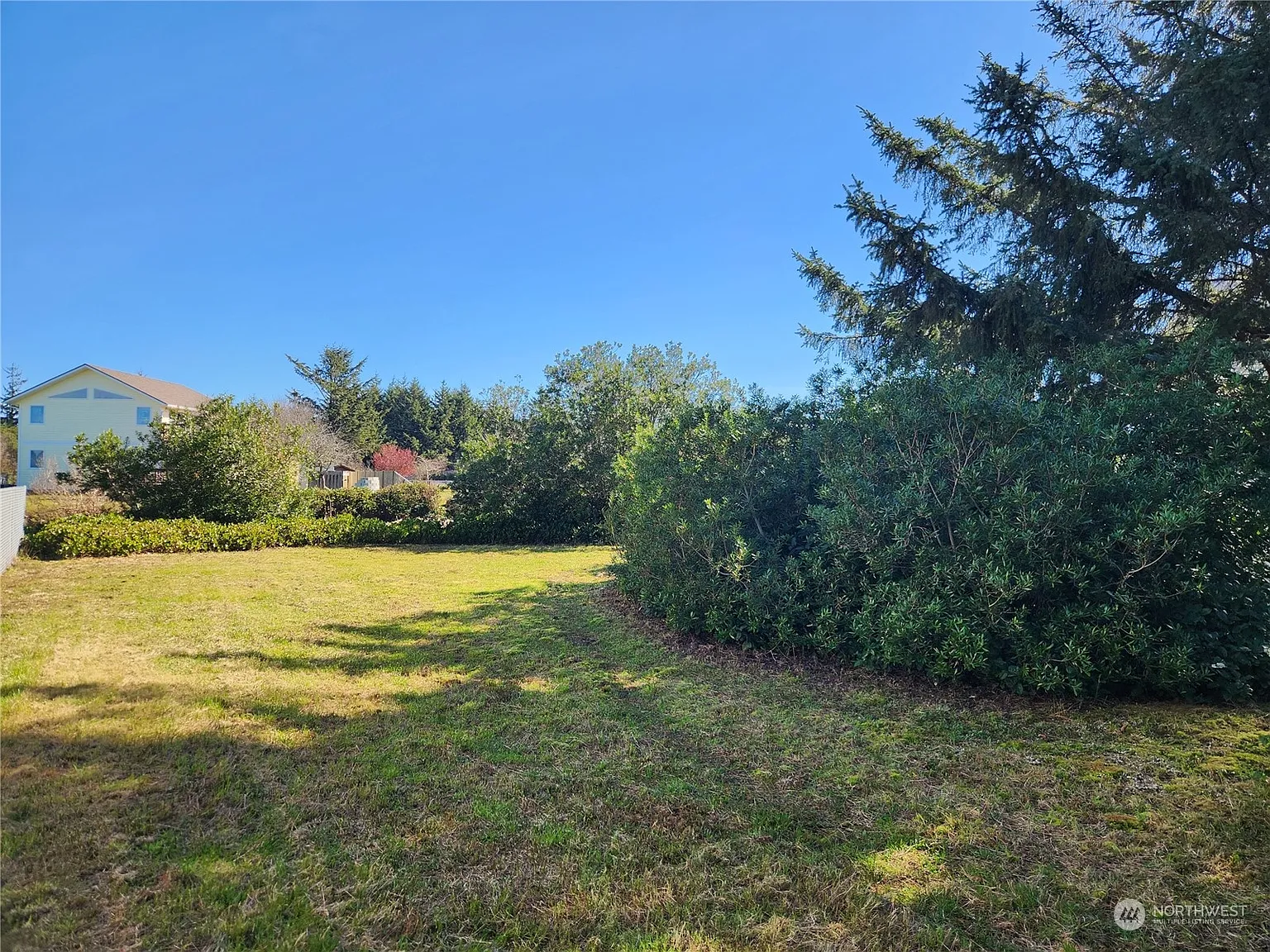 748 Texmar Avenue SW photo 1