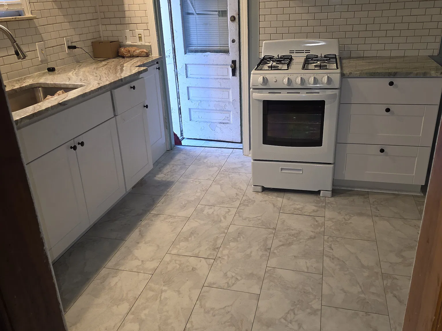 3 bed, 1194 sqft, $1,550 — Photo 2