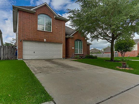 2nd image of 2622 Whitinham Dr