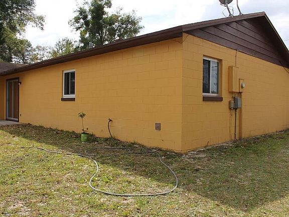 2nd image of 2821 Wild Pepper Ave