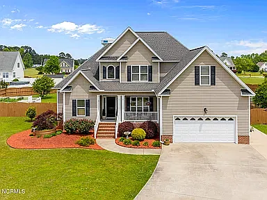 3 bed, 2.5 bath, 2520 sqft, $2,300 — Photo 2