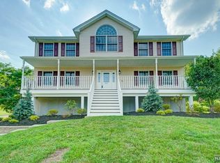 407 East Ave, Northvale, NJ 07647