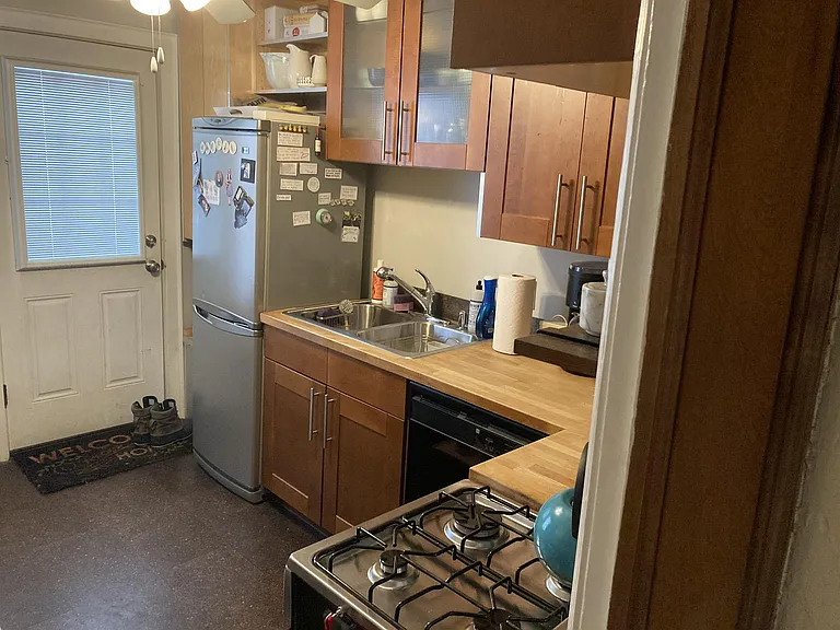 3035 Bryant Ave S #201 — Photo 7