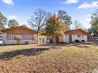313 Steve Dr, Pine Bluff, AR 71603