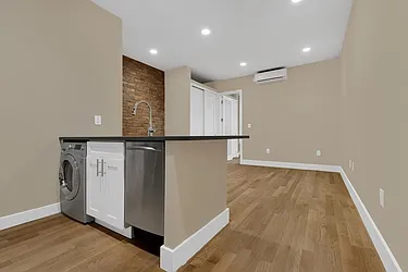 Rented by Cooper & Cooper Real Estate