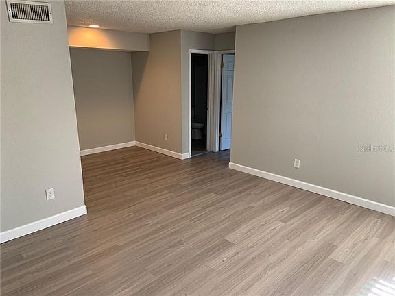 3rd image of 3732 Idlebrook Cir APT 112