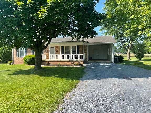 Home offers locked storage in Carport