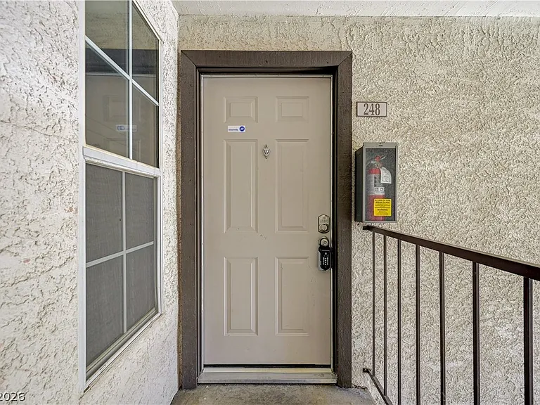 2606 S Durango Dr #248 — Photo 32