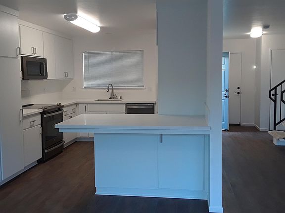 3rd image of 3114 Maryknoll Ct