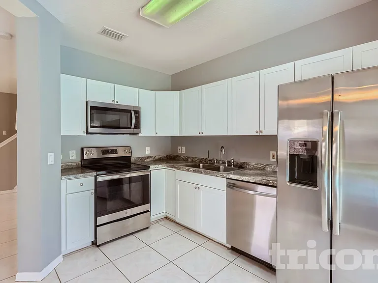 1627 Mosaic Forest Dr — Photo 11