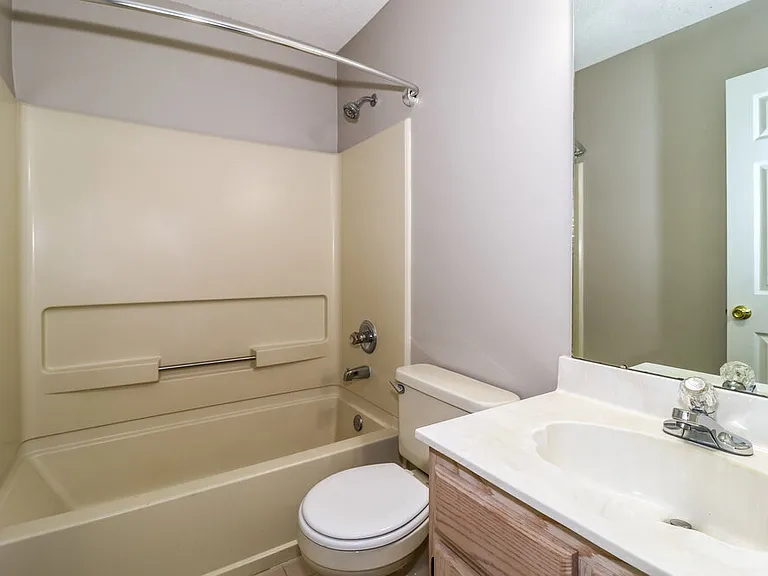784 Breeze Way — Photo 15