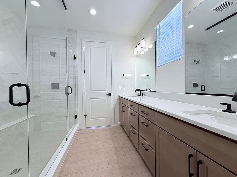 4050 Ascend Grv — Photo 11