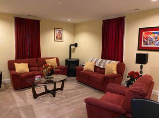 105 Green Valley Rd, Arnold, MD 21012