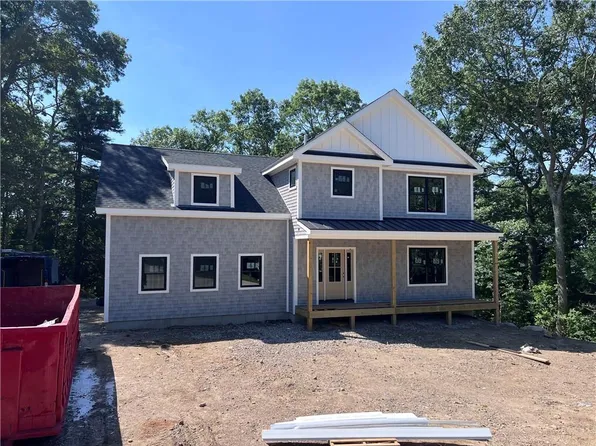21 Mary Lou Ave, Westerly, RI 02891