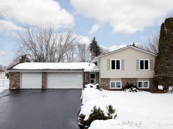 8225 159th St W, Apple Valley, MN 55124