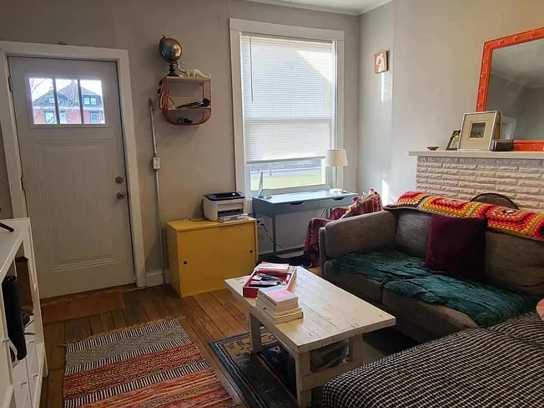 216 Dakota Ave — Photo 5