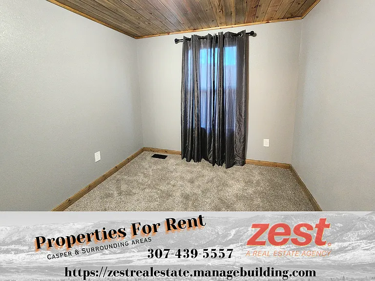 1012 N Kimball St — Photo 6