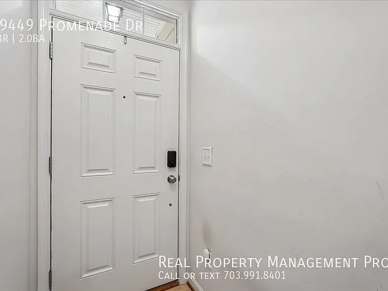 19449 Promenade Dr — Photo 2