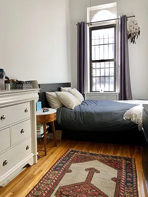 Rented by Compass | media 13