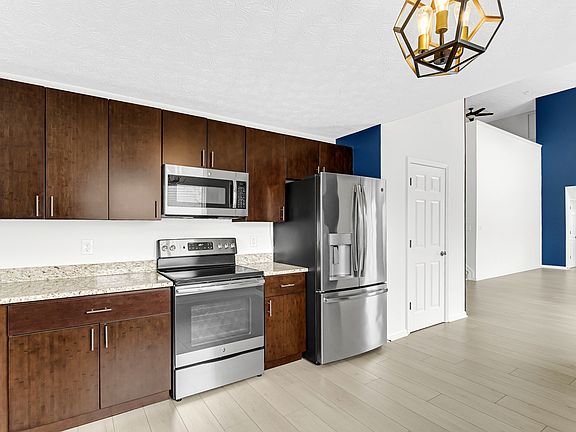 4th image of 11505 Grassy Ct Unit 103