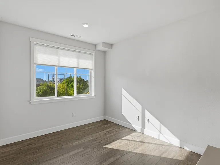 17025 SW Friendly Ln — Photo 6