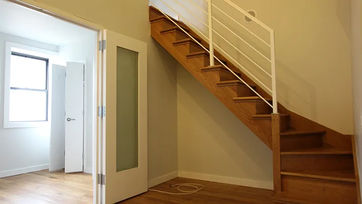 Rented by Nooklyn NYC LLC | media 12