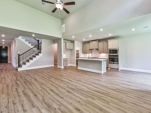 Plan 4069 Living Area