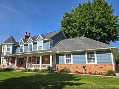 3573 Lakeshore Dr, Waterford, MI, 48329