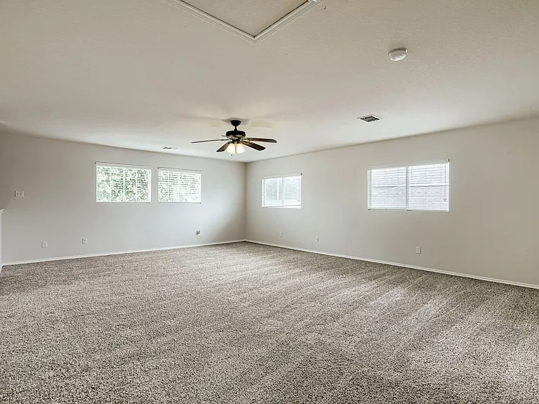 25251 Cambridge Wl — Photo 13