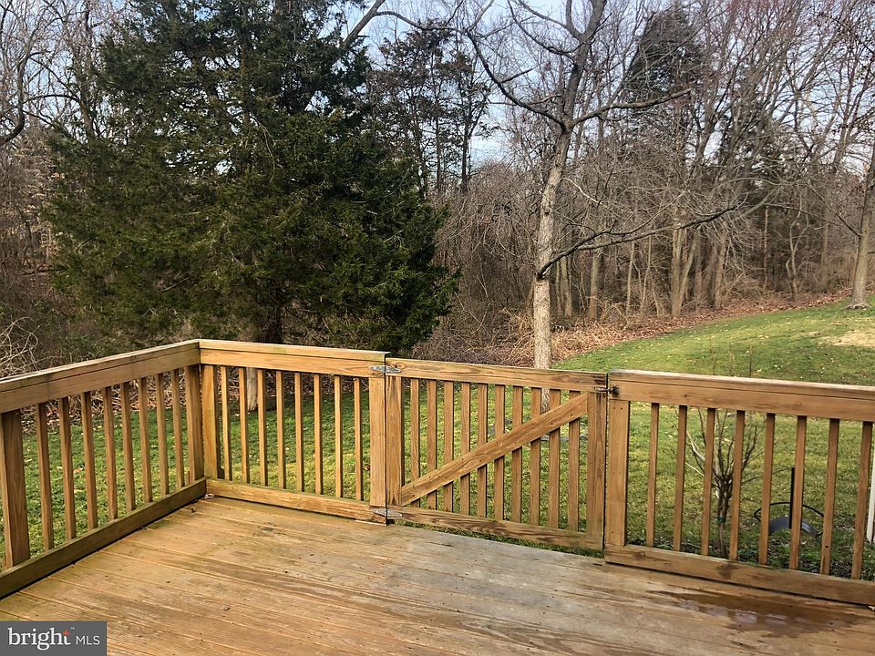 2nd image of 97 Forest Ct