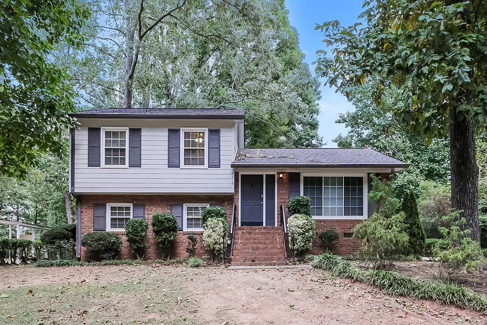 4 bed, 1.5 bath, 1540 sqft, $1,925 — Photo 1