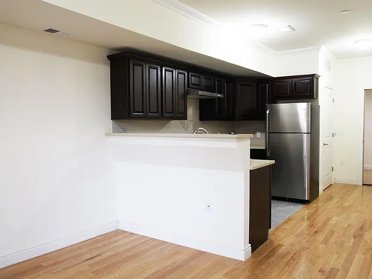 71 Skillman Ave #205 — Photo 6