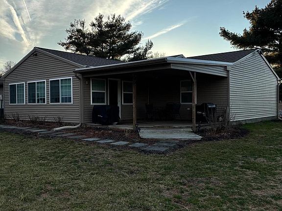 4th image of 501 Goldfinch Dr