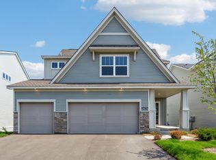 24274 Edgewater Dr, Rogers, MN 55374