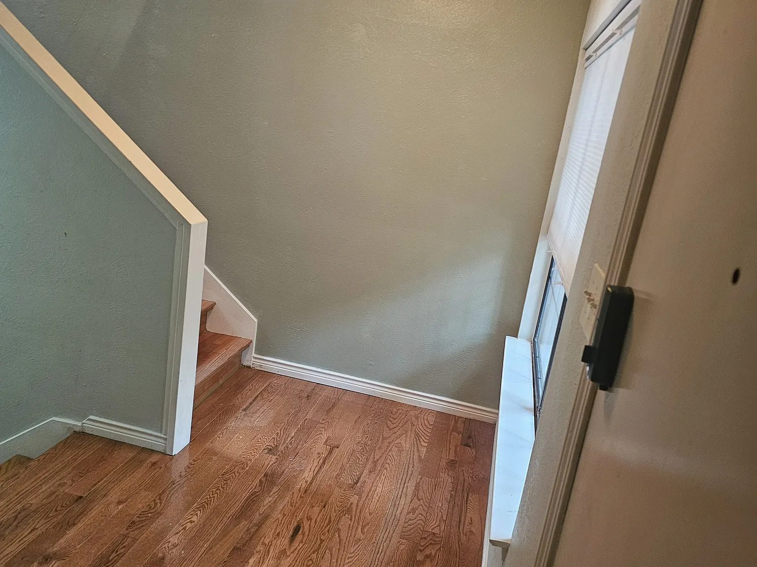 2 bed, 1349 sqft, $2,500 — Photo 3