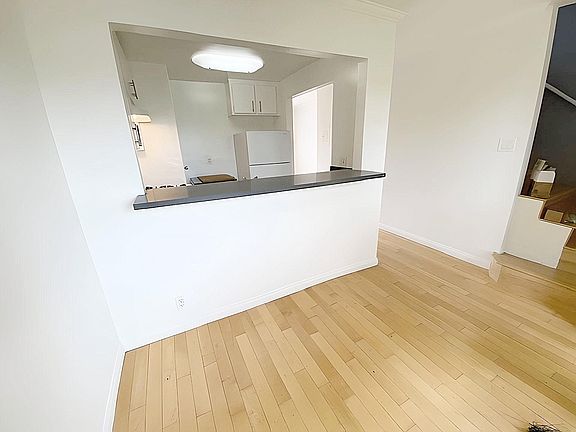 3rd image of 2729 Fletcher Dr APT 6