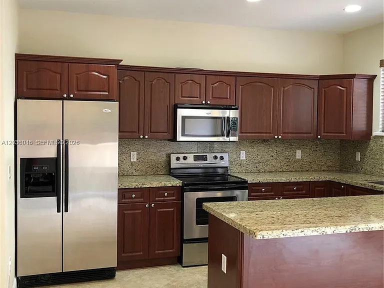 3227 Gifford Ln #3227 — Photo 5