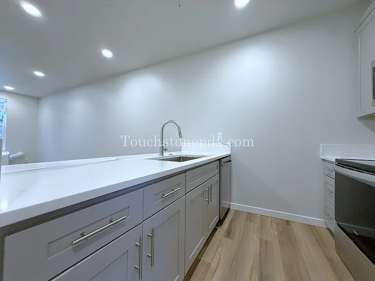 3323 SE 87th Ave — Photo 42