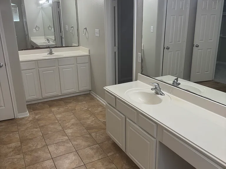 8614 Briar Oaks Ln — Photo 8