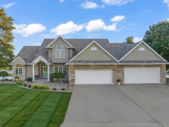 7845 NE 110th Ave, Bondurant, IA 50035