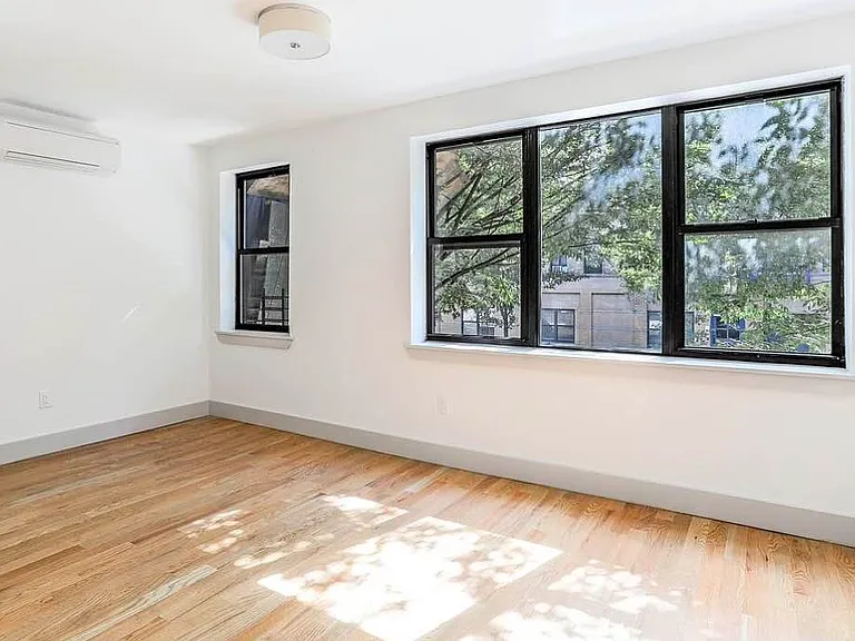 571 Gates Ave #1B — Photo 6