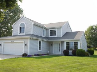 195 Bley Ct, Port Washington, WI 53074