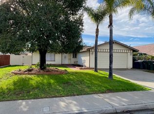 1233 Roosevelt St, Escondido, CA 92027